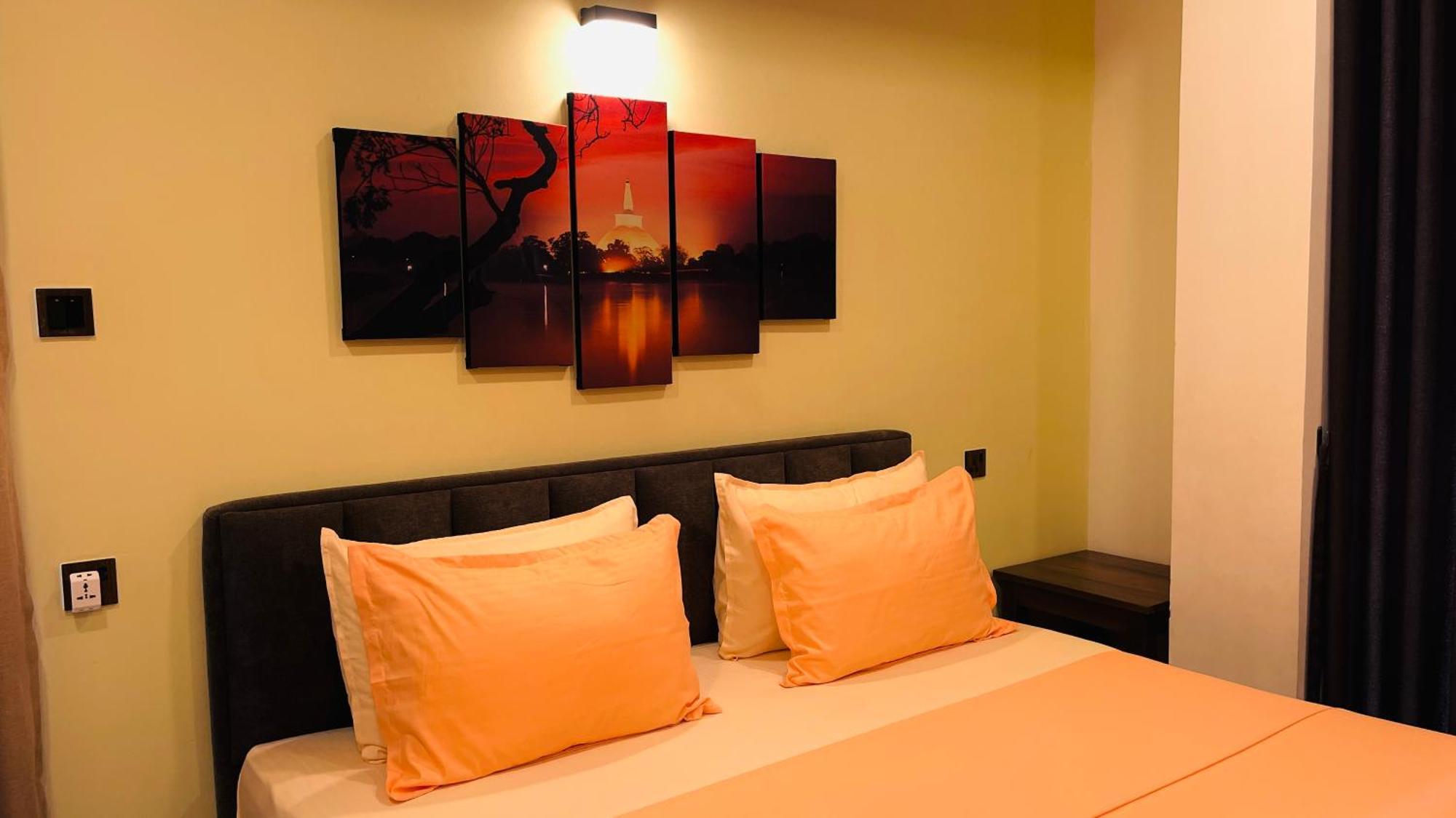 Sun Dove Suite Kandy Extérieur photo