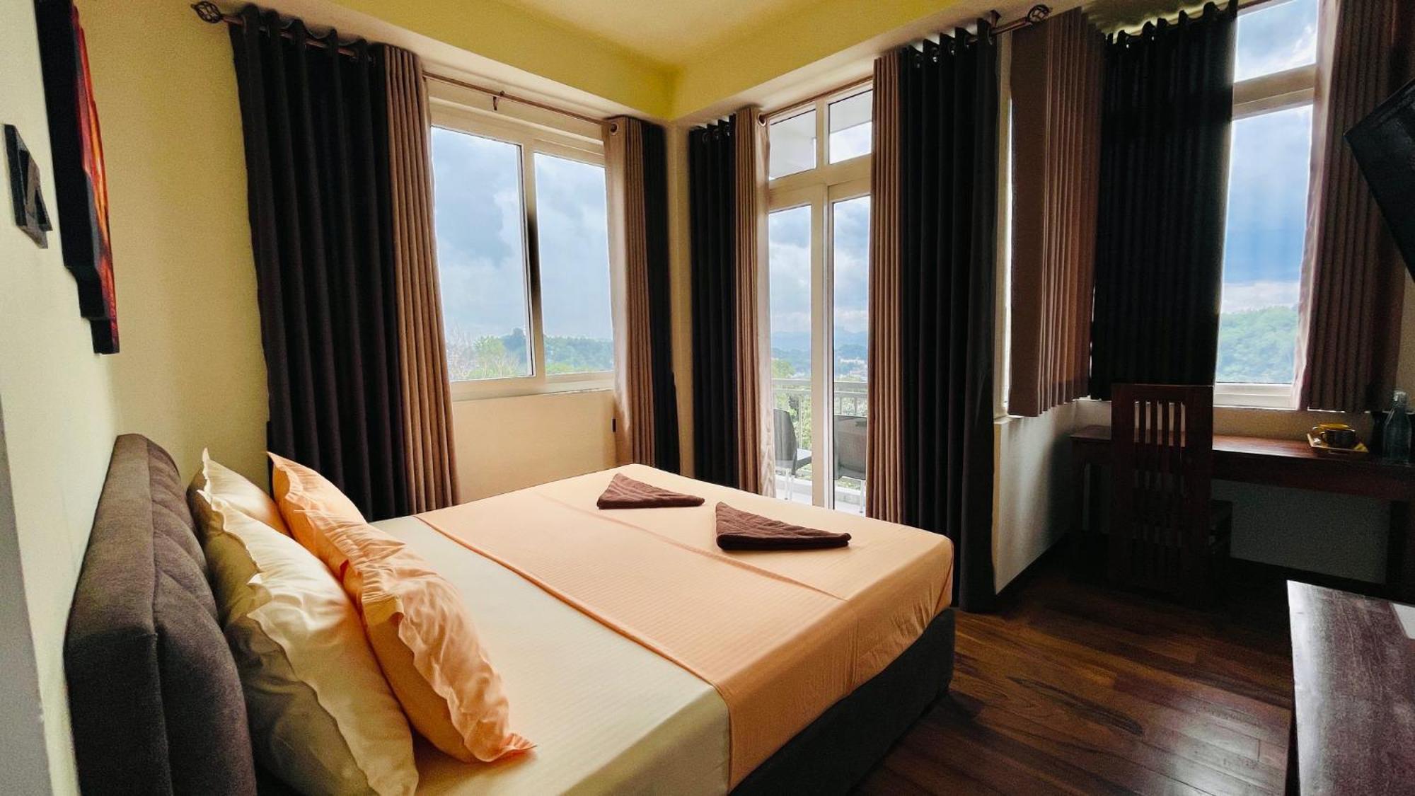 Sun Dove Suite Kandy Extérieur photo
